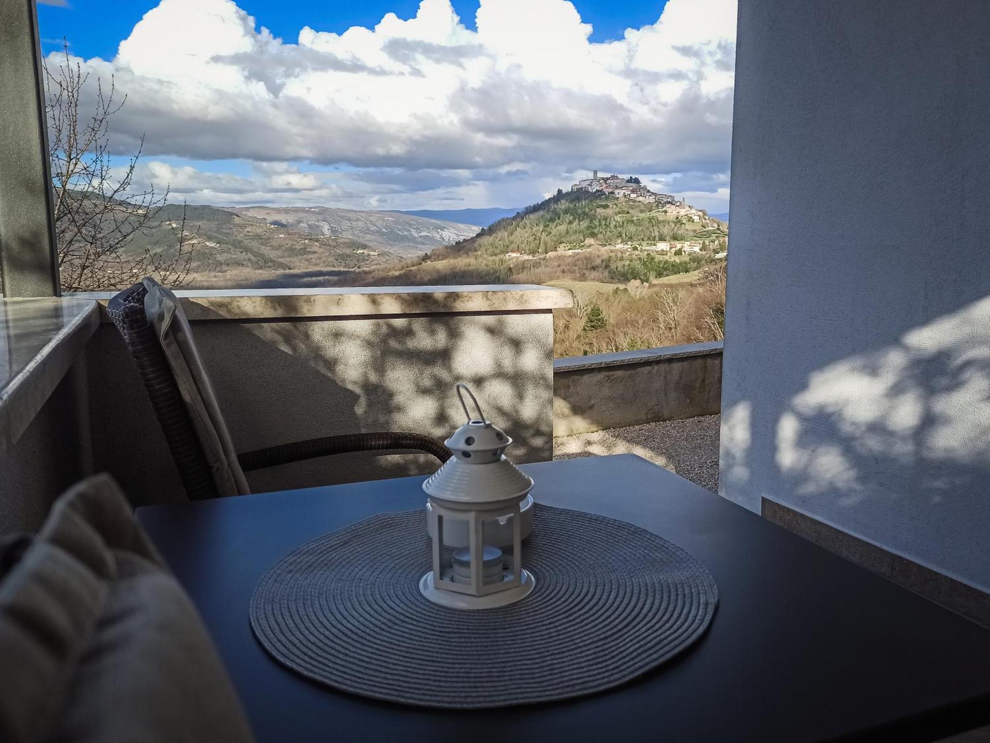 Apartamento Soba Ulika Motovun Exterior foto